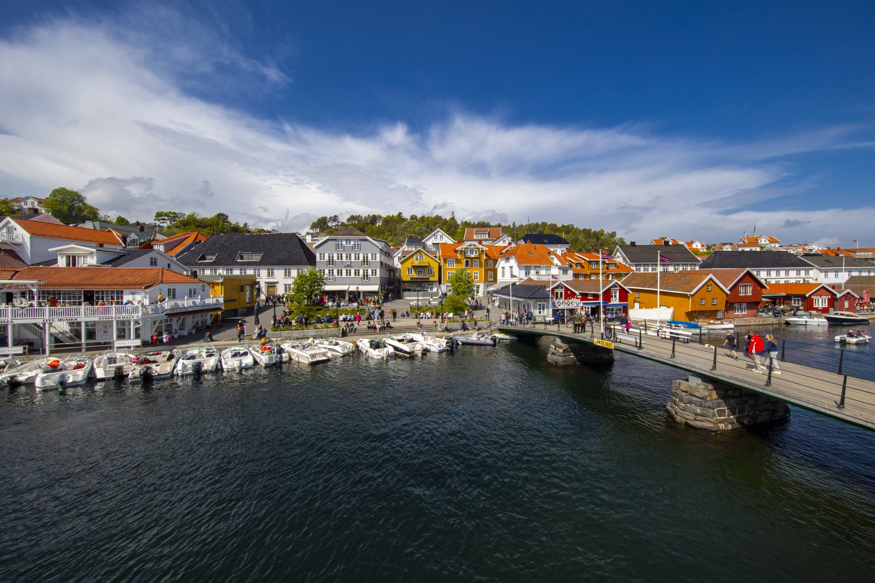 Kragerø sentrum bybrua stoppen.jpg